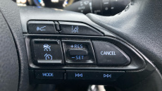 Toyota Yaris 1.5 Hybrid Design 5dr CVT Hybrid Hatchback